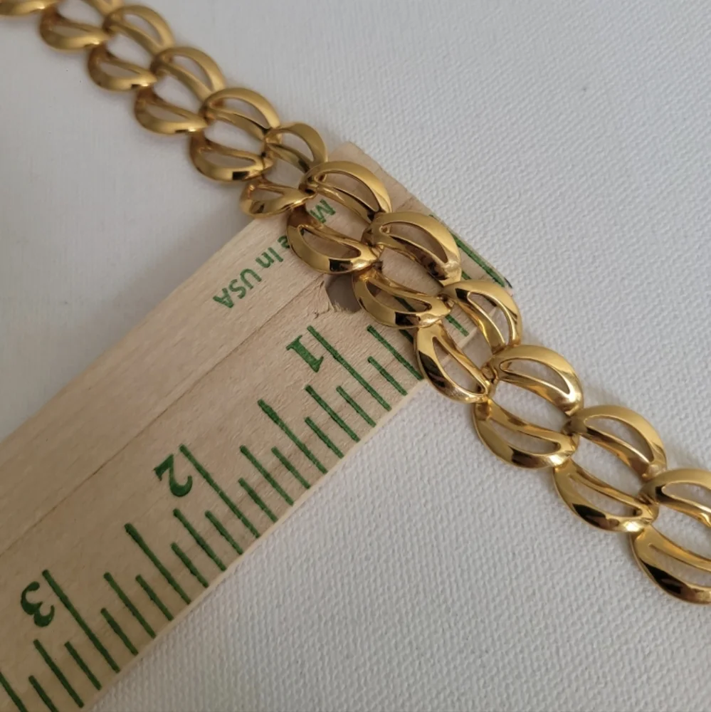 Vintage Napier Elegant Gold Tone Necklace